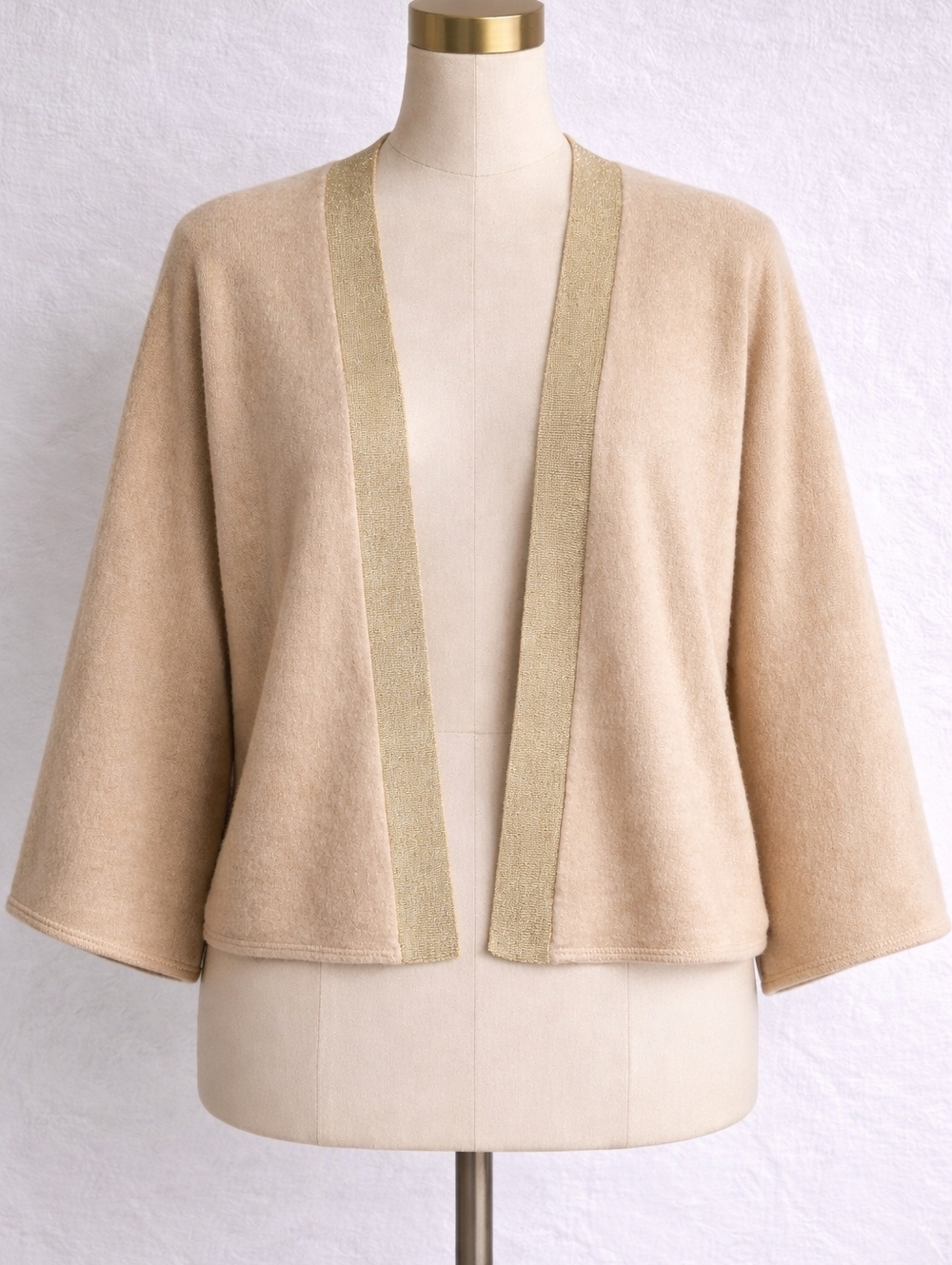 Holt Renfrew Cashmere Cardigan Beige Gold Trim Size XL